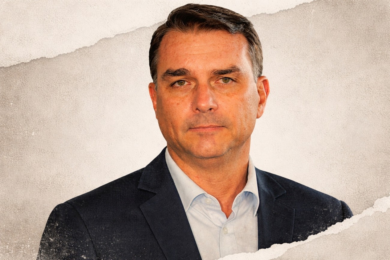 Câmara de Salvador pode conceder título de cidadão soteropolitano a Flávio Bolsonaro