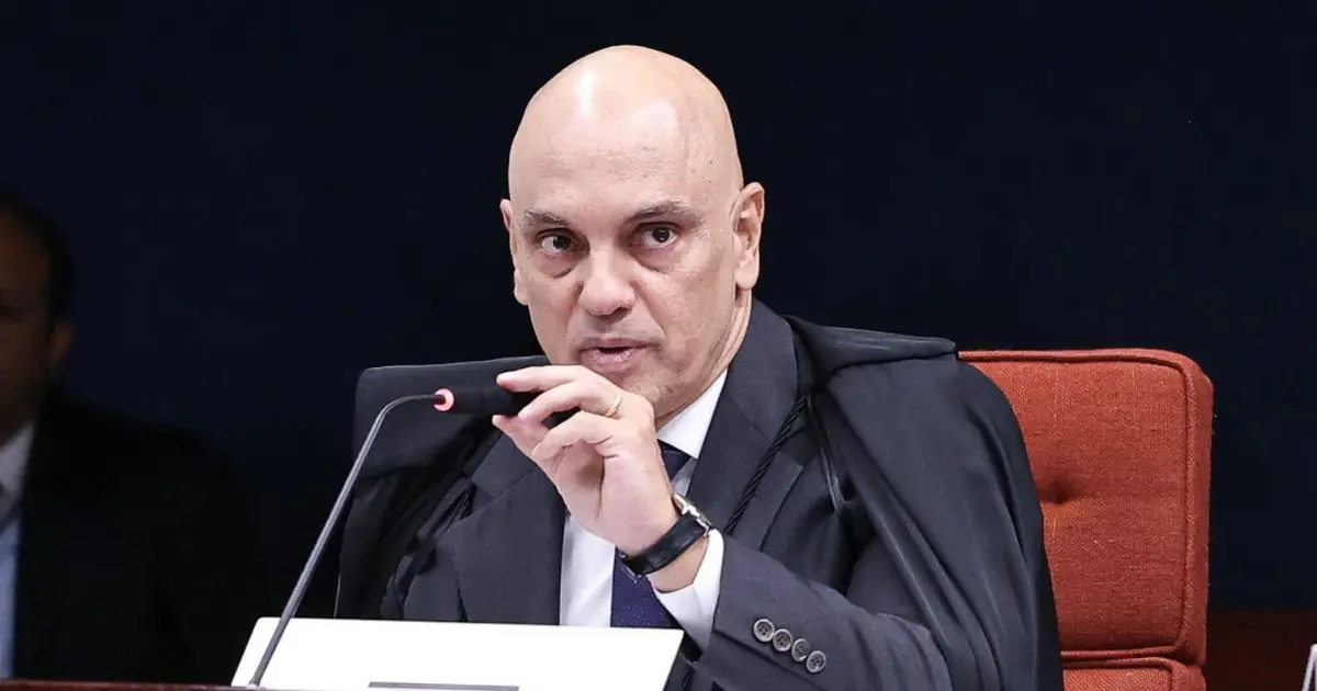 Moraes libera ação contra Eduardo Bolsonaro para julgamento na Primeira Turma do STF
